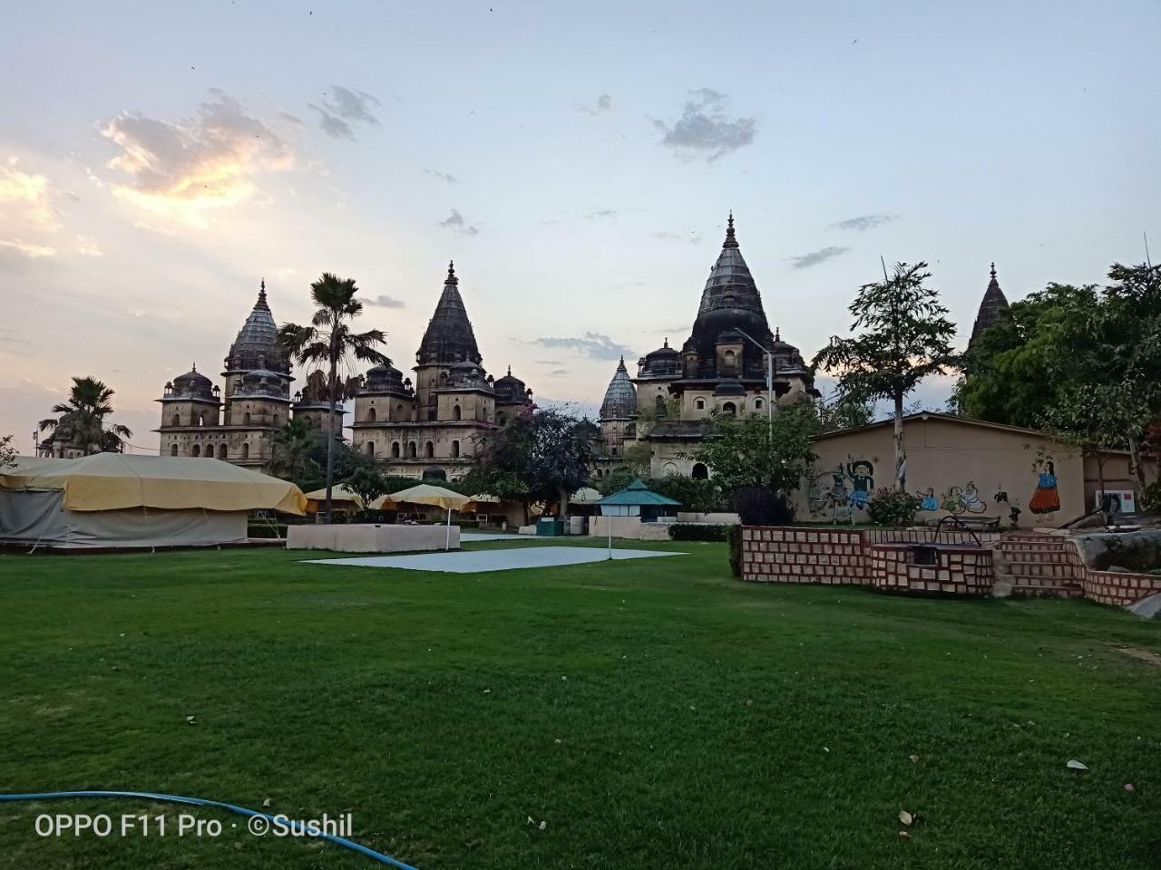 The Orchha Resort Екстериор снимка