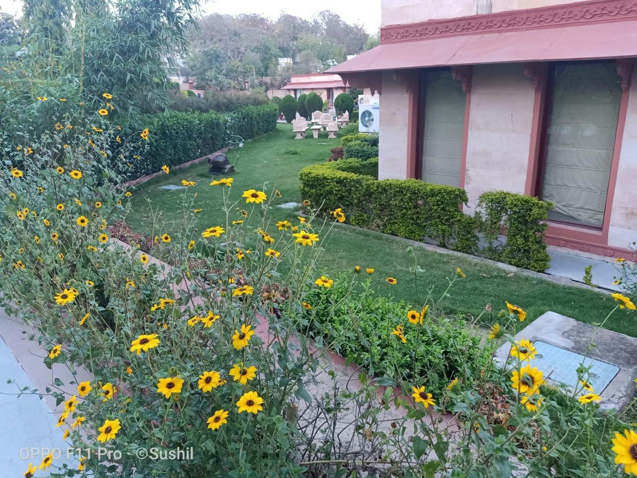 The Orchha Resort Екстериор снимка